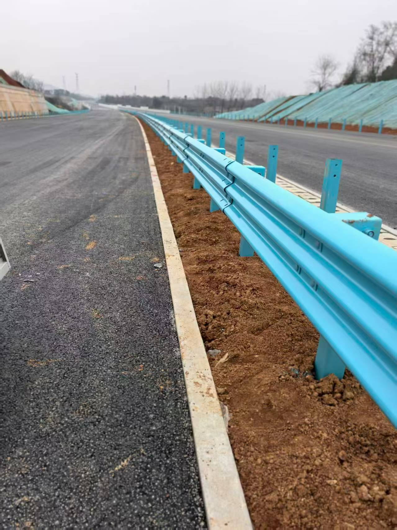 德州市乡村公路波形护栏喷塑波形护栏 - 方案