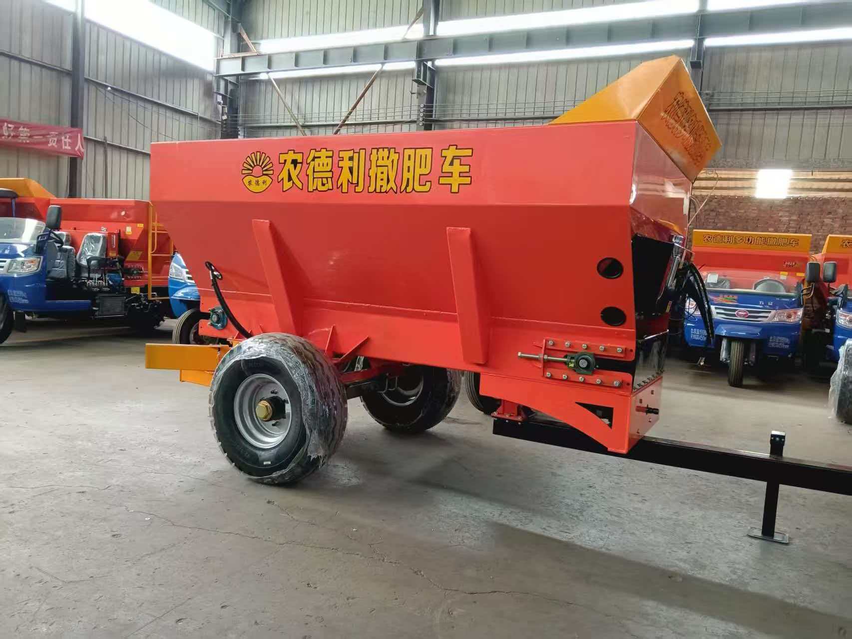 临夏回族自治州多功能撒粪车五征撒粪车 - 方案